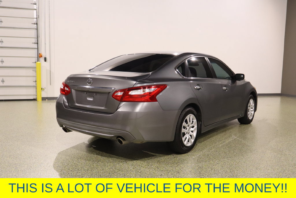 Used 2017 Nissan Altima 2.5 S w/ Power Driver Seat Package FWD image 10