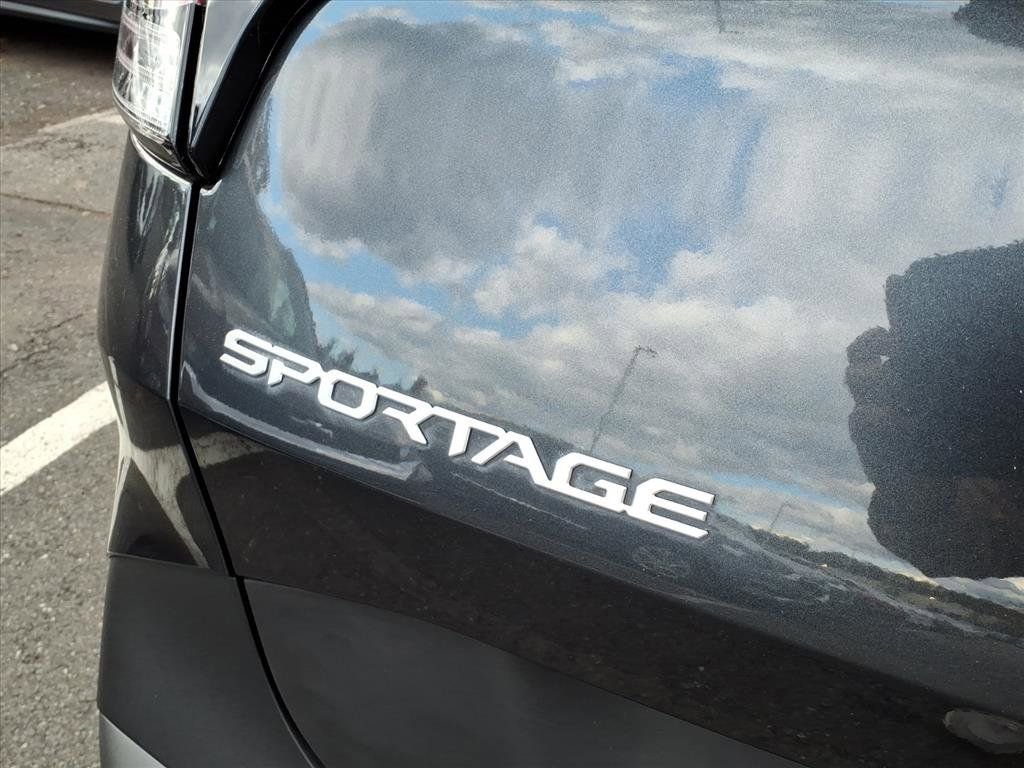 Used 2023 Kia Sportage X-Line w/ X-Line Premium Package image 17