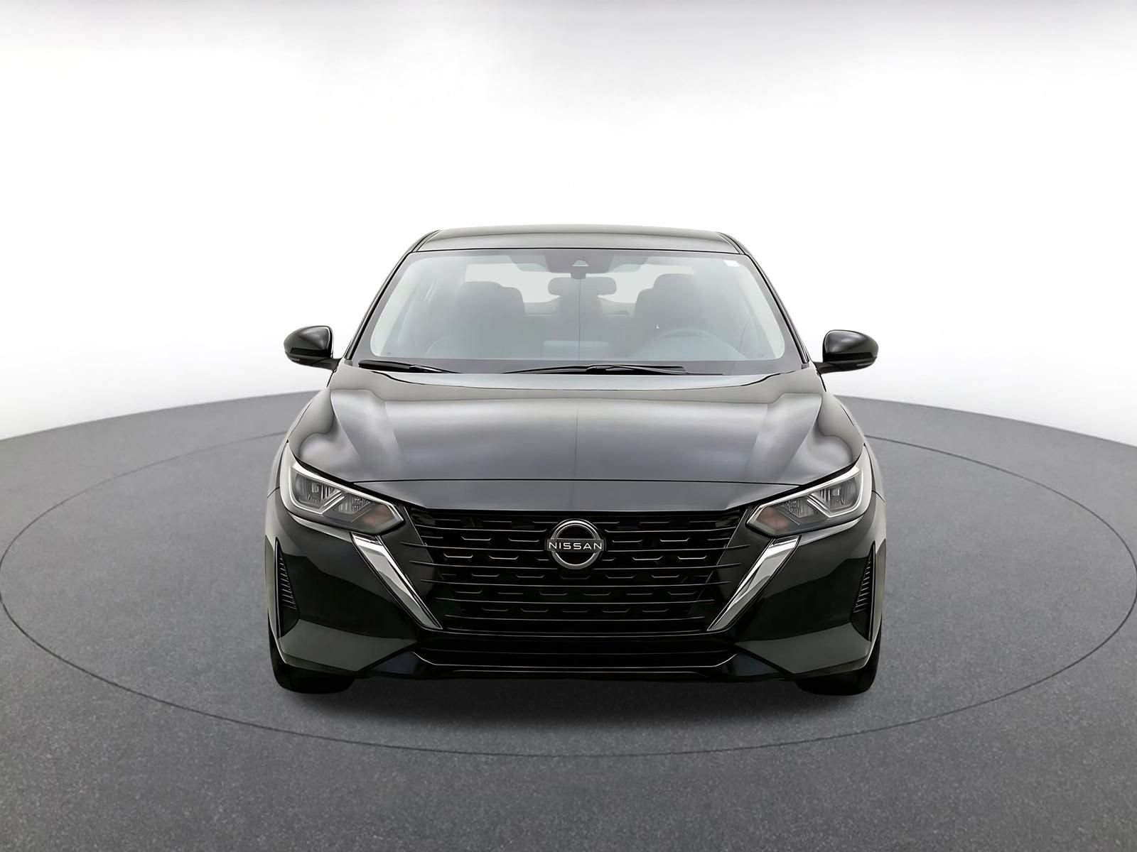 Used 2025 Nissan Sentra SV FWD image 2