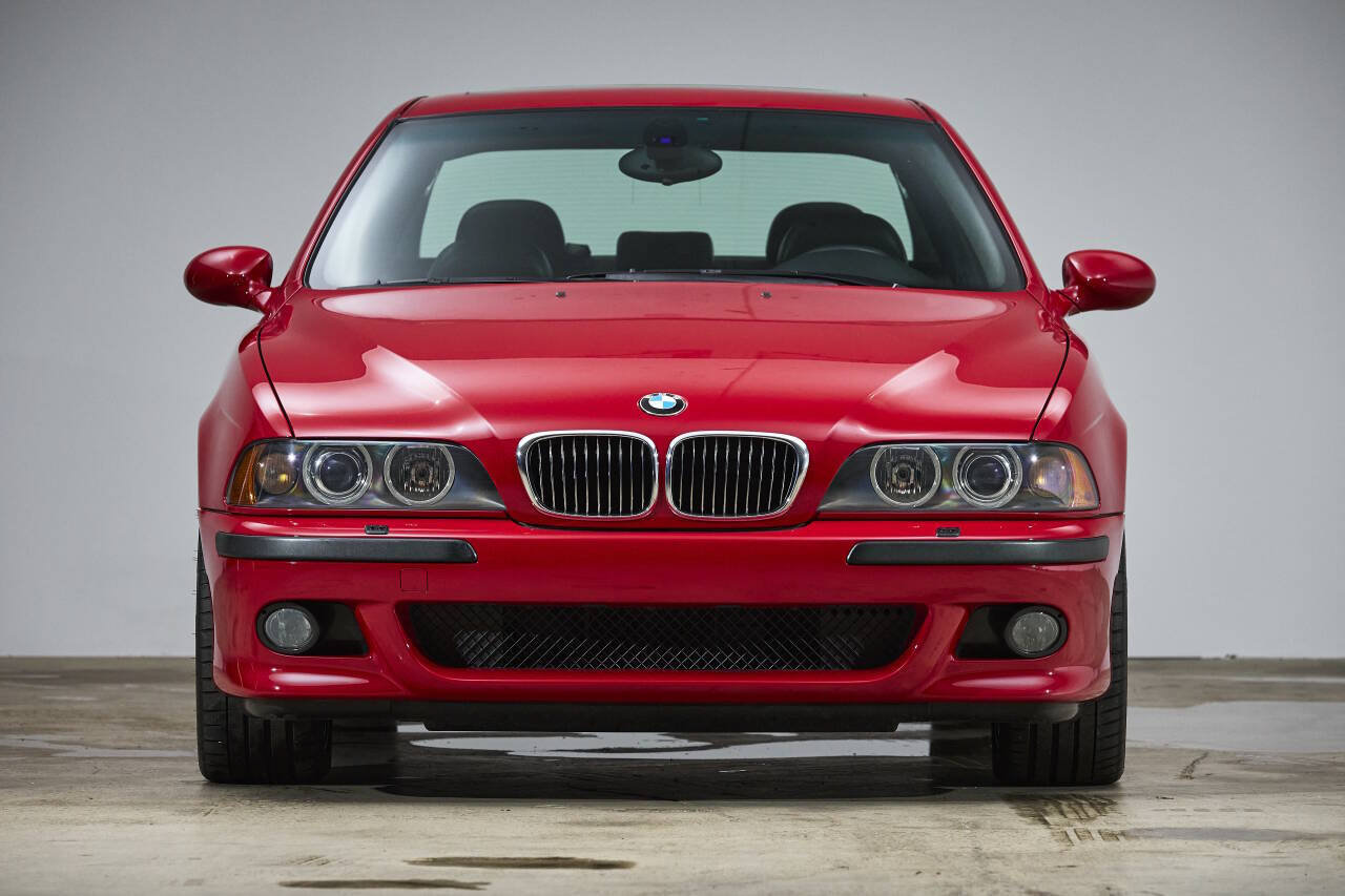 Used 2001 BMW M5 RWD image 2