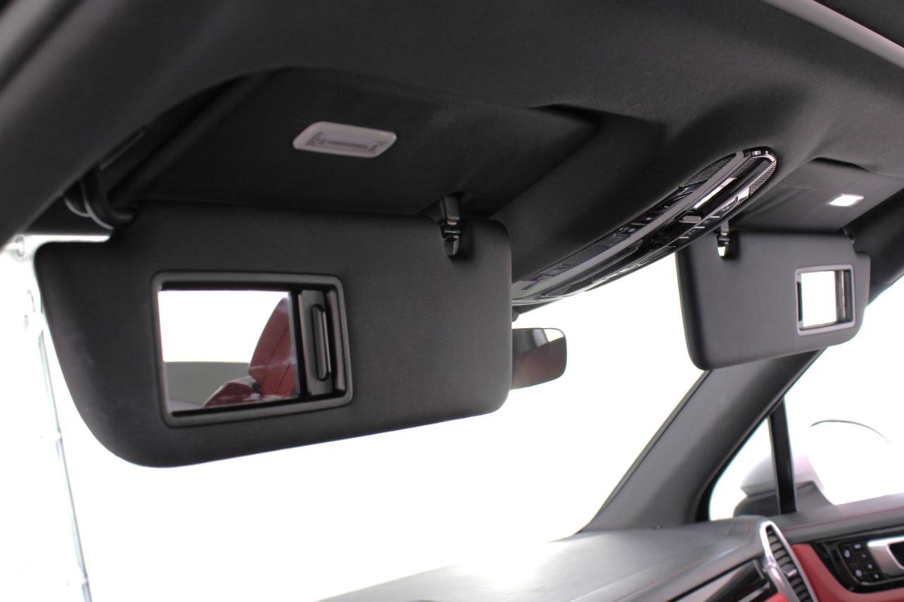 Used 2021 Porsche Cayenne image 68