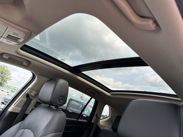 Used 2017 Buick Envision Premium AWD/4WD image 18