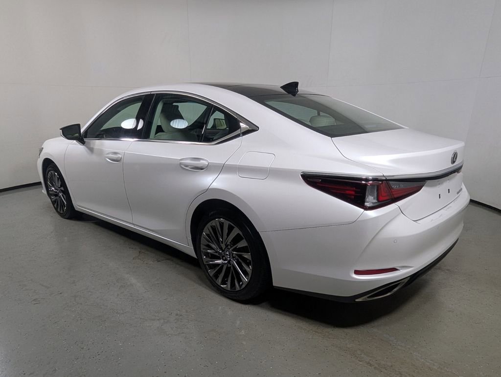 Used 2024 Lexus ES 350 Luxury w/ Technology Package image 5