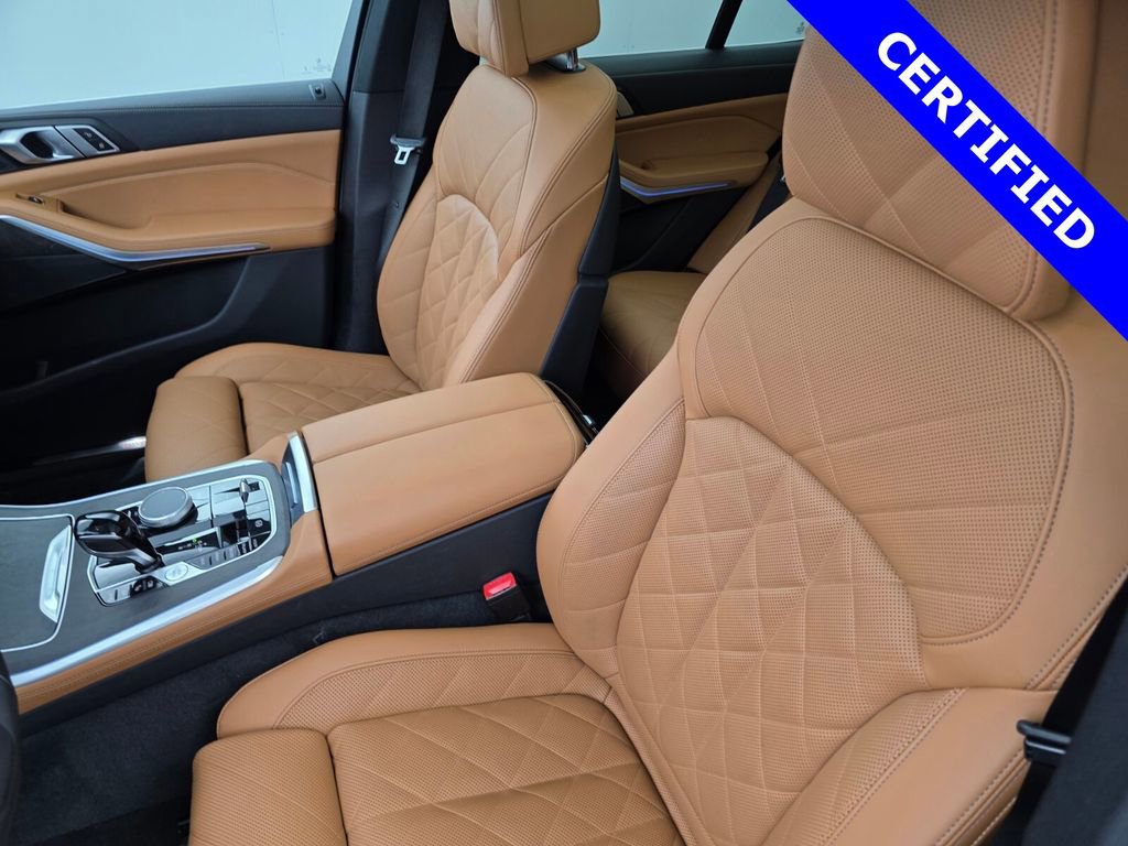 Certified 2023 BMW X5 xDrive45e w/ Luxury Seating Package image 11