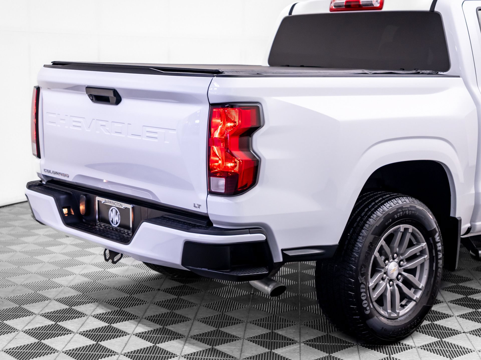 Used 2024 Chevrolet Colorado LT RWD image 32