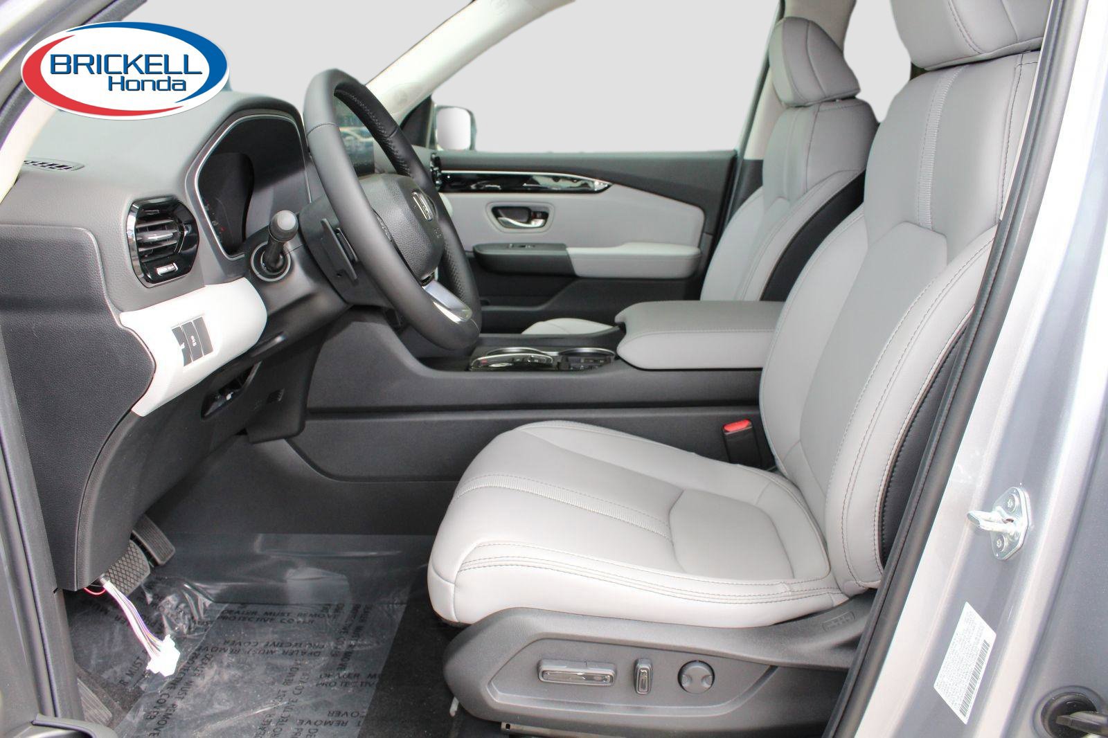 New 2025 Honda Pilot EX-L image 16