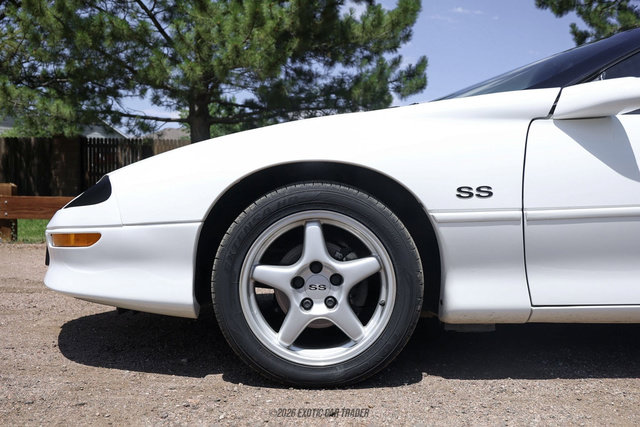Used 1996 Chevrolet Camaro Z28 RWD image 4