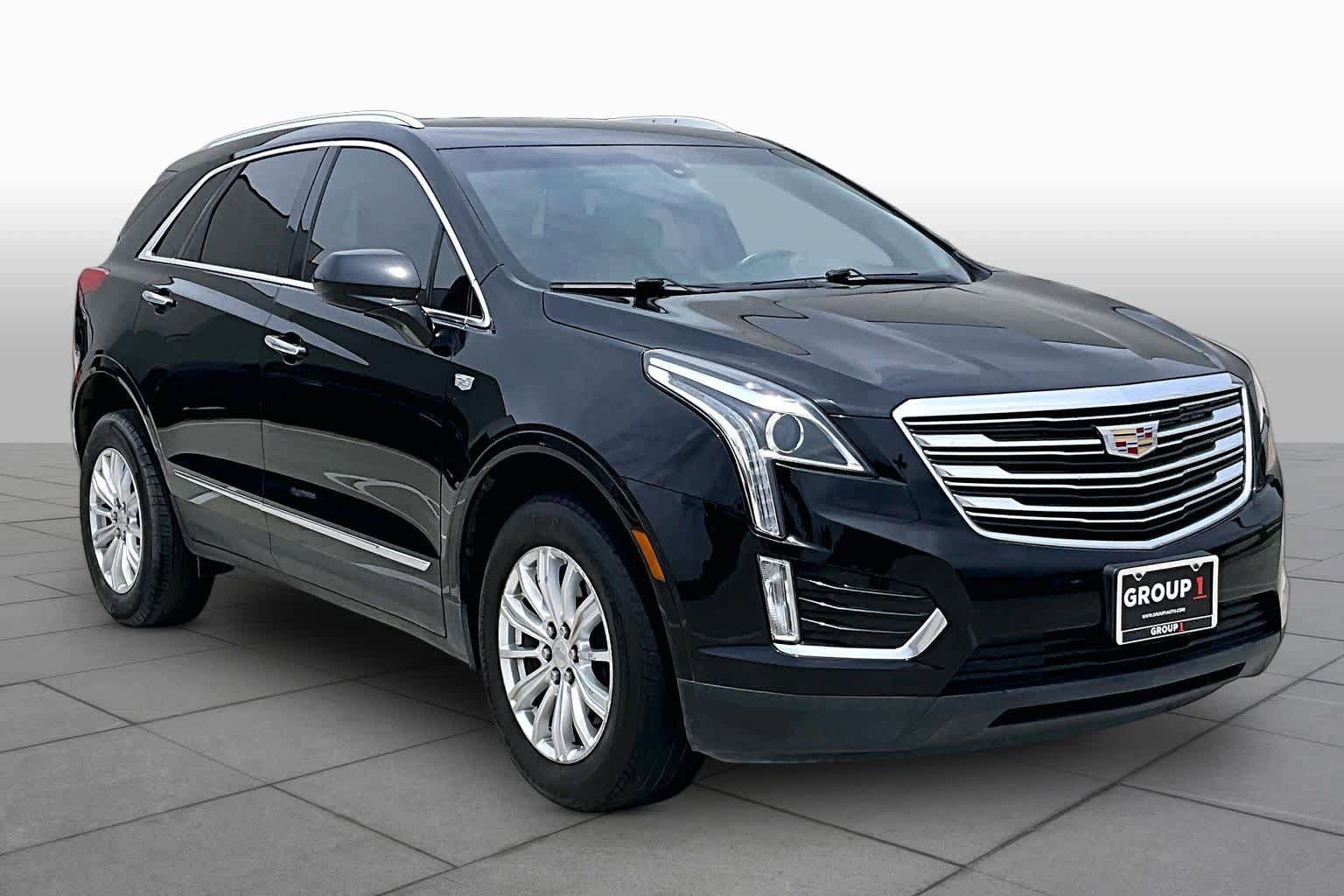Used 2018 Cadillac XT5 FWD image 3