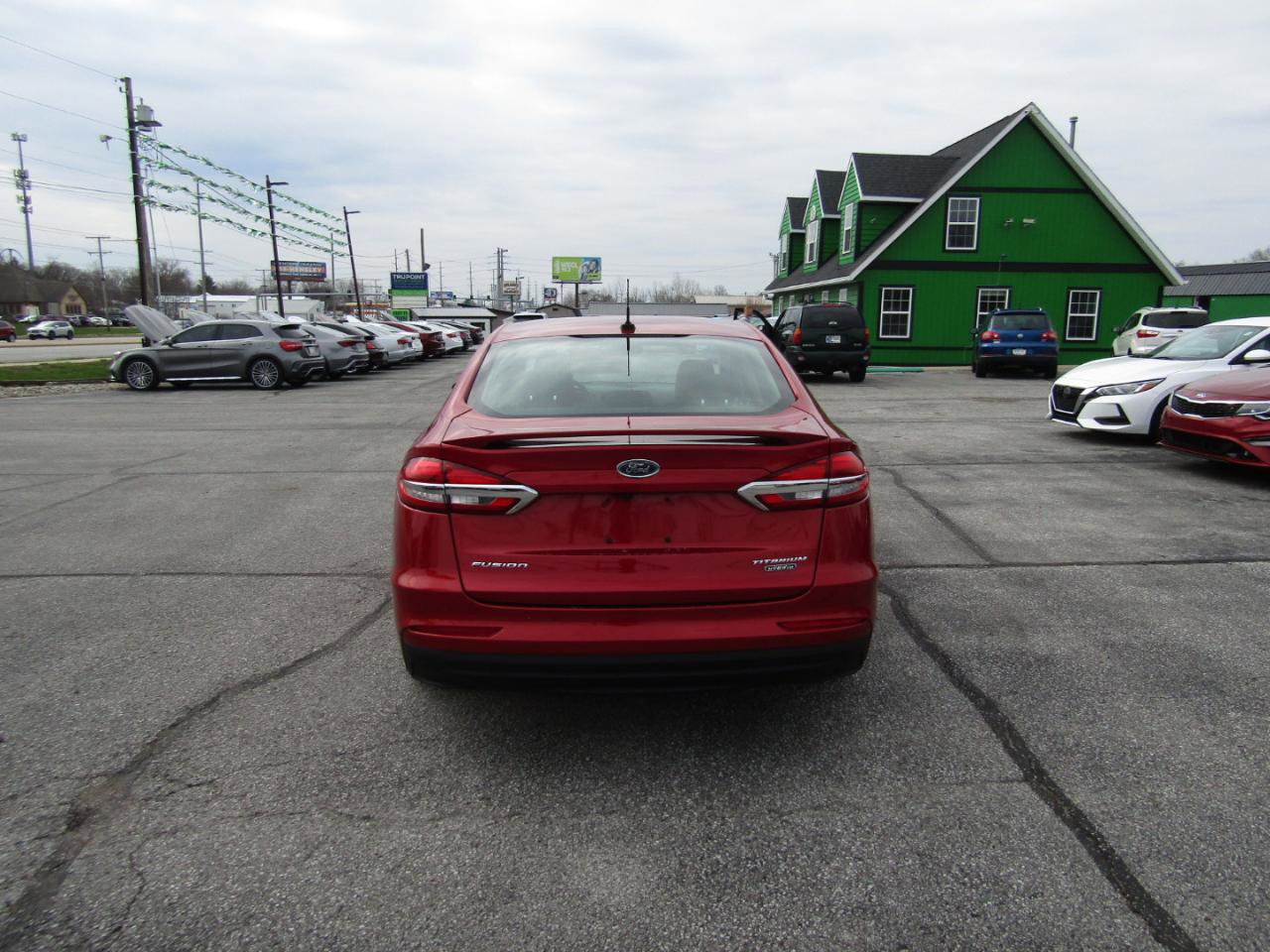 Used 2020 Ford Fusion Energi Titanium FWD image 6