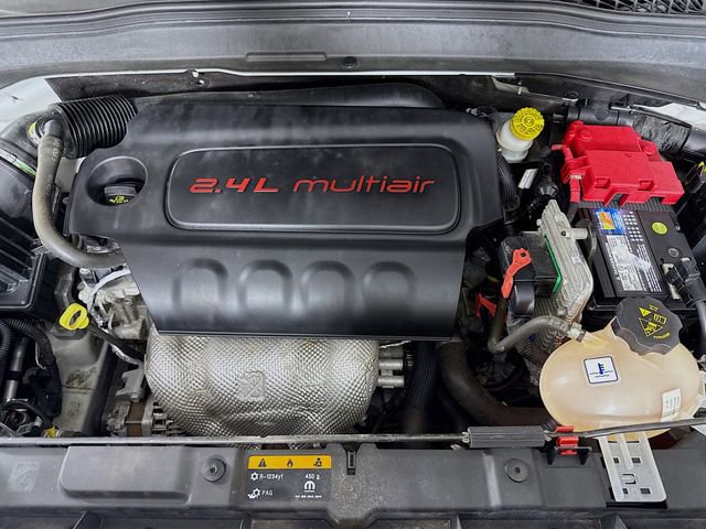 Used 2018 Jeep Renegade Limited w/ UConnect 8.4 Nav Group image 31