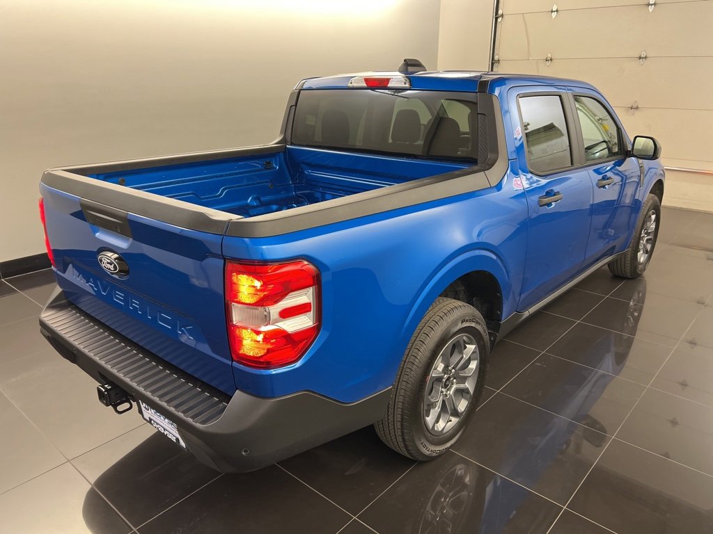 New 2025 Ford Maverick XLT w/ Equipment Group 301A image 6
