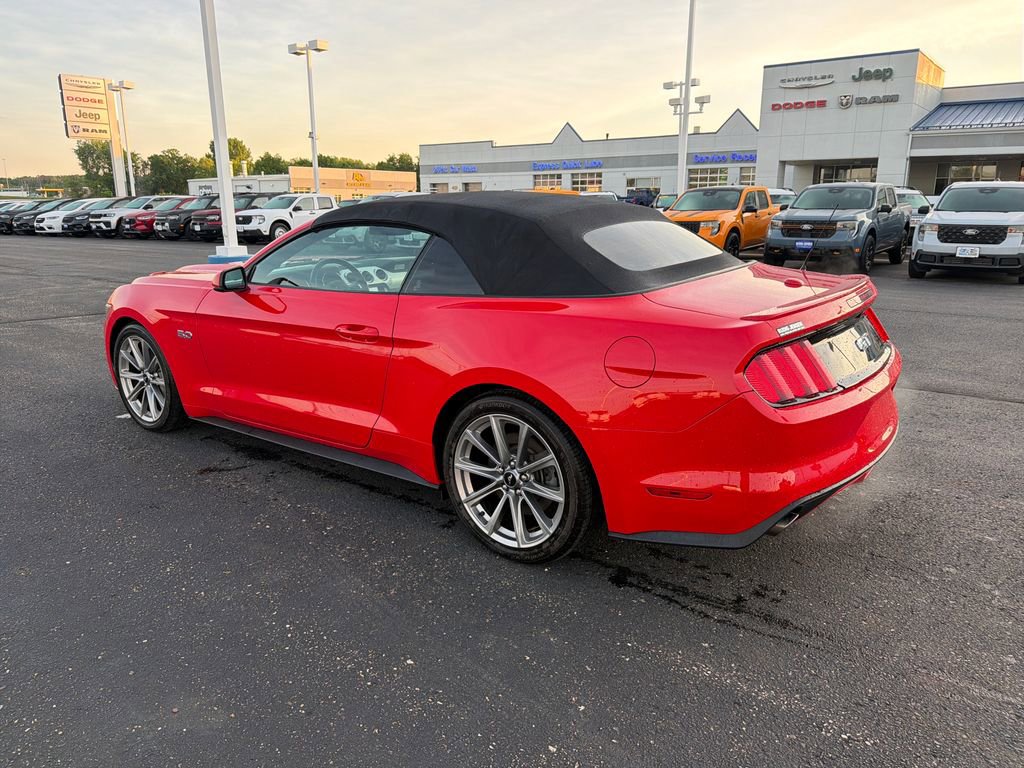 Used 2016 Ford Mustang GT Premium w/ Equipment Group 401A RWD image 3