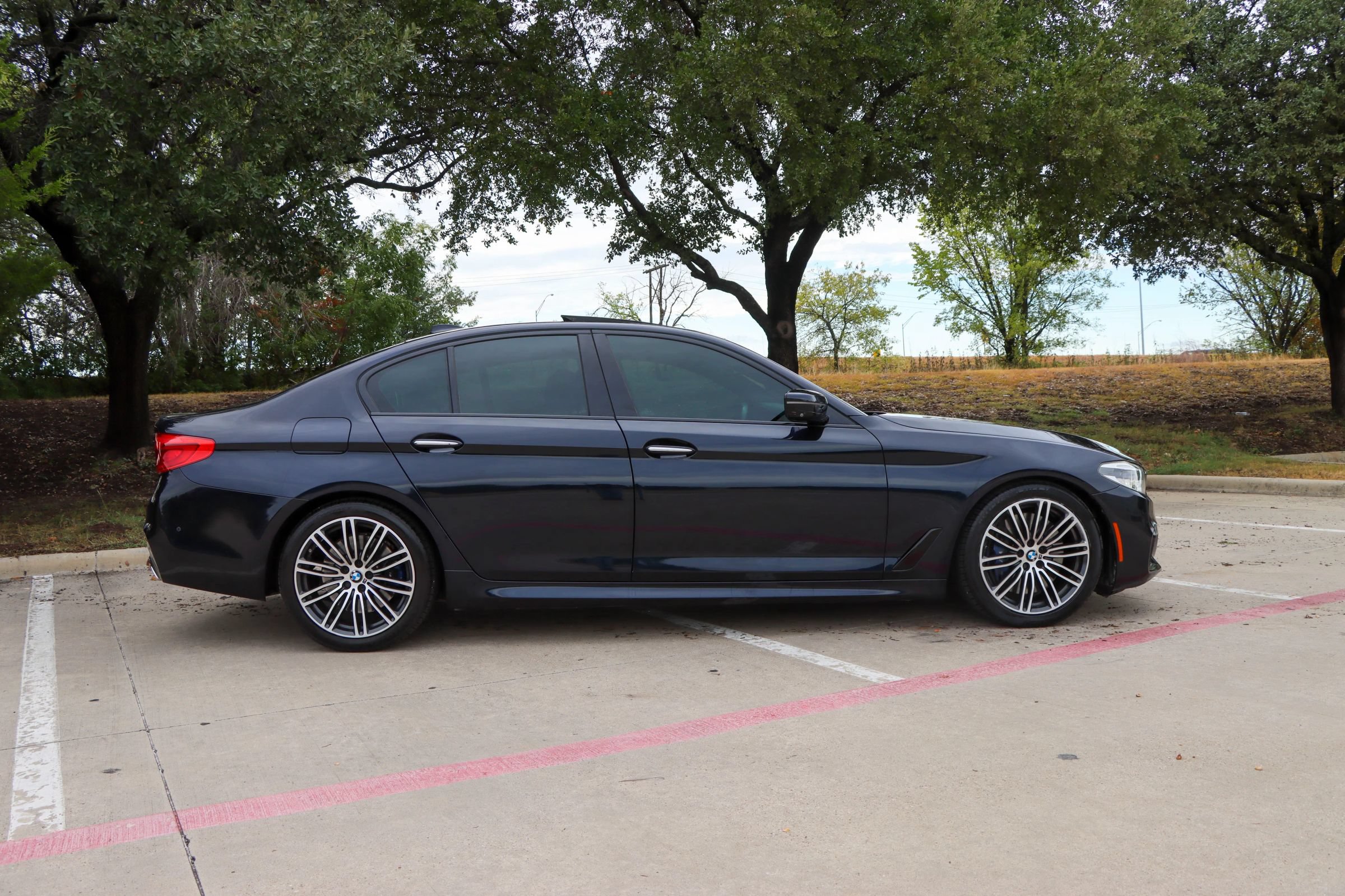 Used 2017 BMW 540i RWD image 8