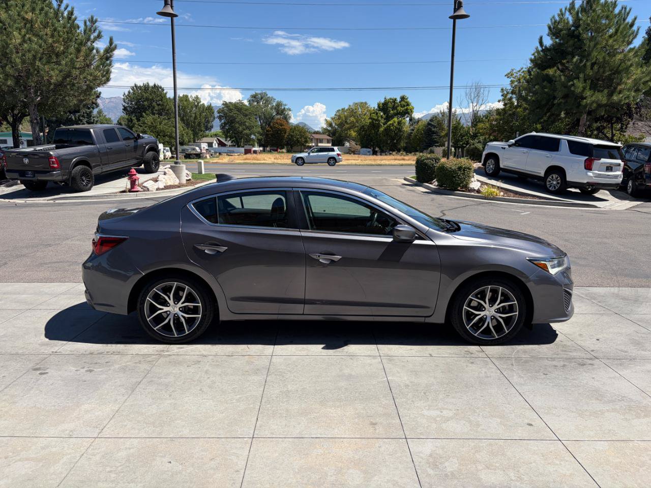Used 2021 Acura ILX w/ Premium Package FWD image 3