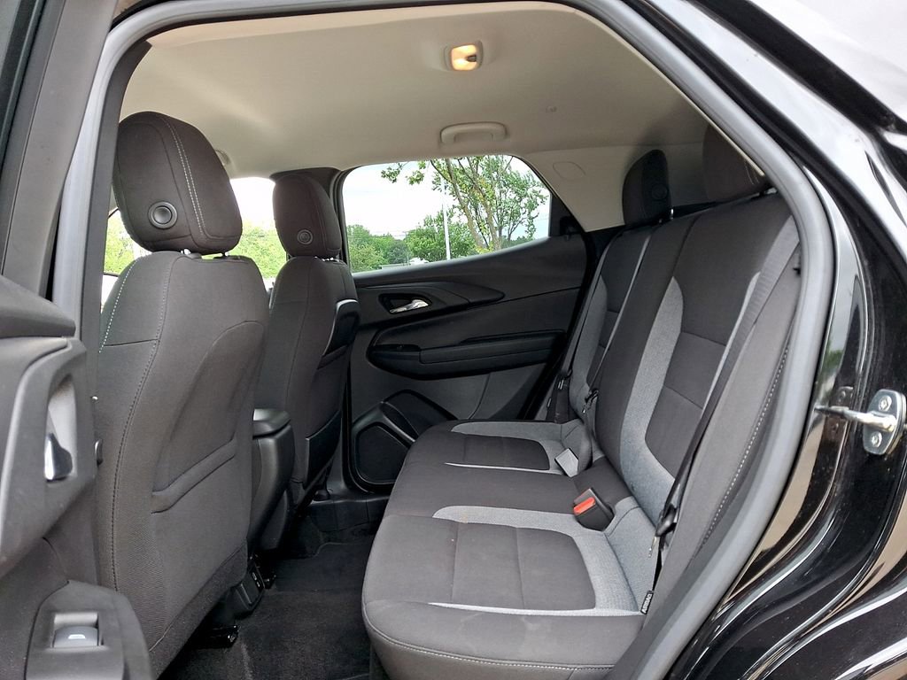 Used 2023 Chevrolet TrailBlazer LT w/ Convenience Package AWD/4WD image 8