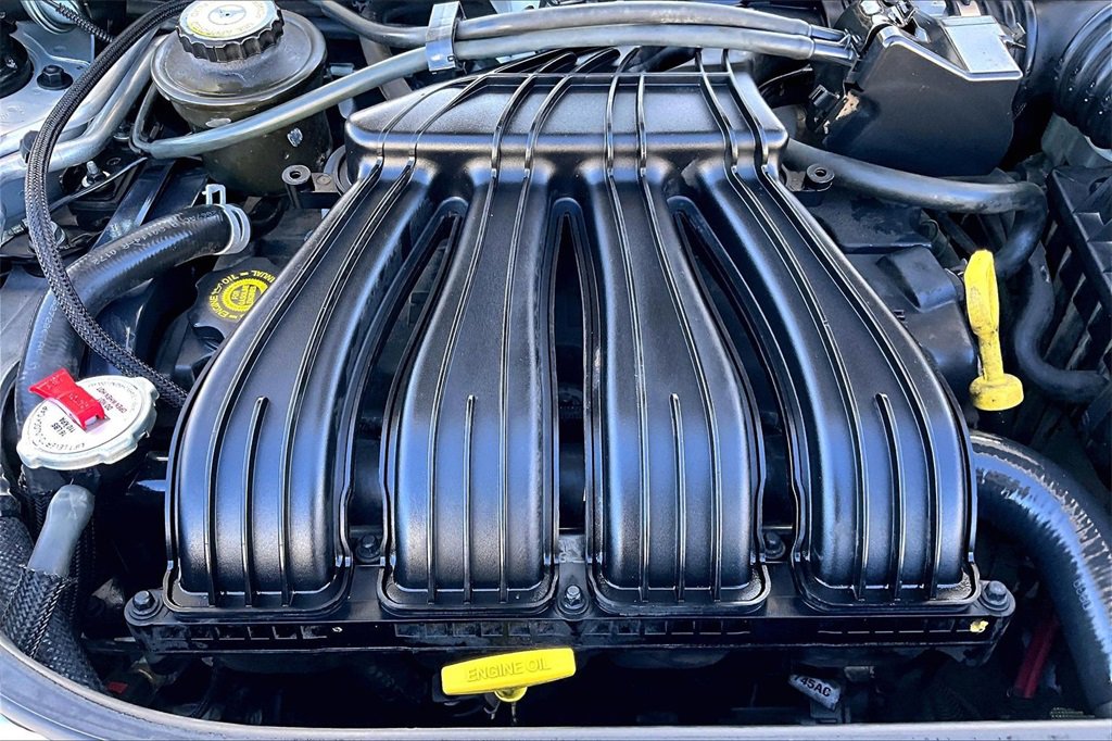 Used 2002 Chrysler PT Cruiser Limited image 30