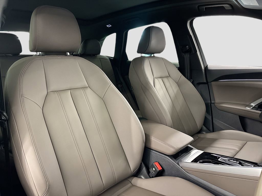 New 2025 Audi Q5 Premium Plus image 15