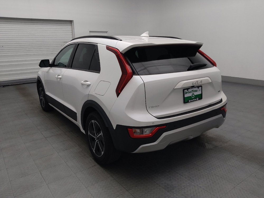 Used 2023 Kia Niro EX FWD image 5