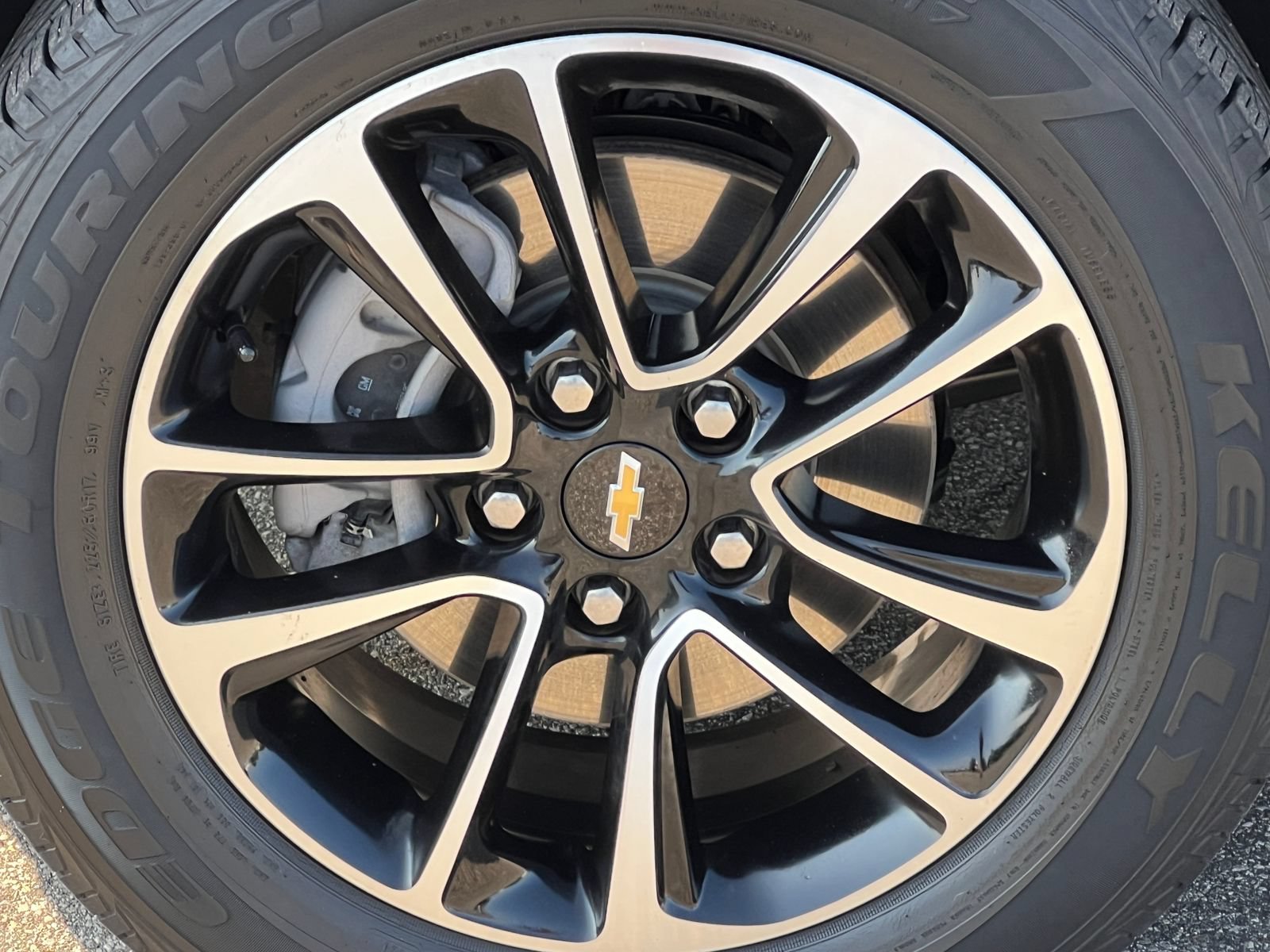 Certified 2024 Chevrolet TrailBlazer LT w/ LT Cold Weather Package AWD/4WD image 9