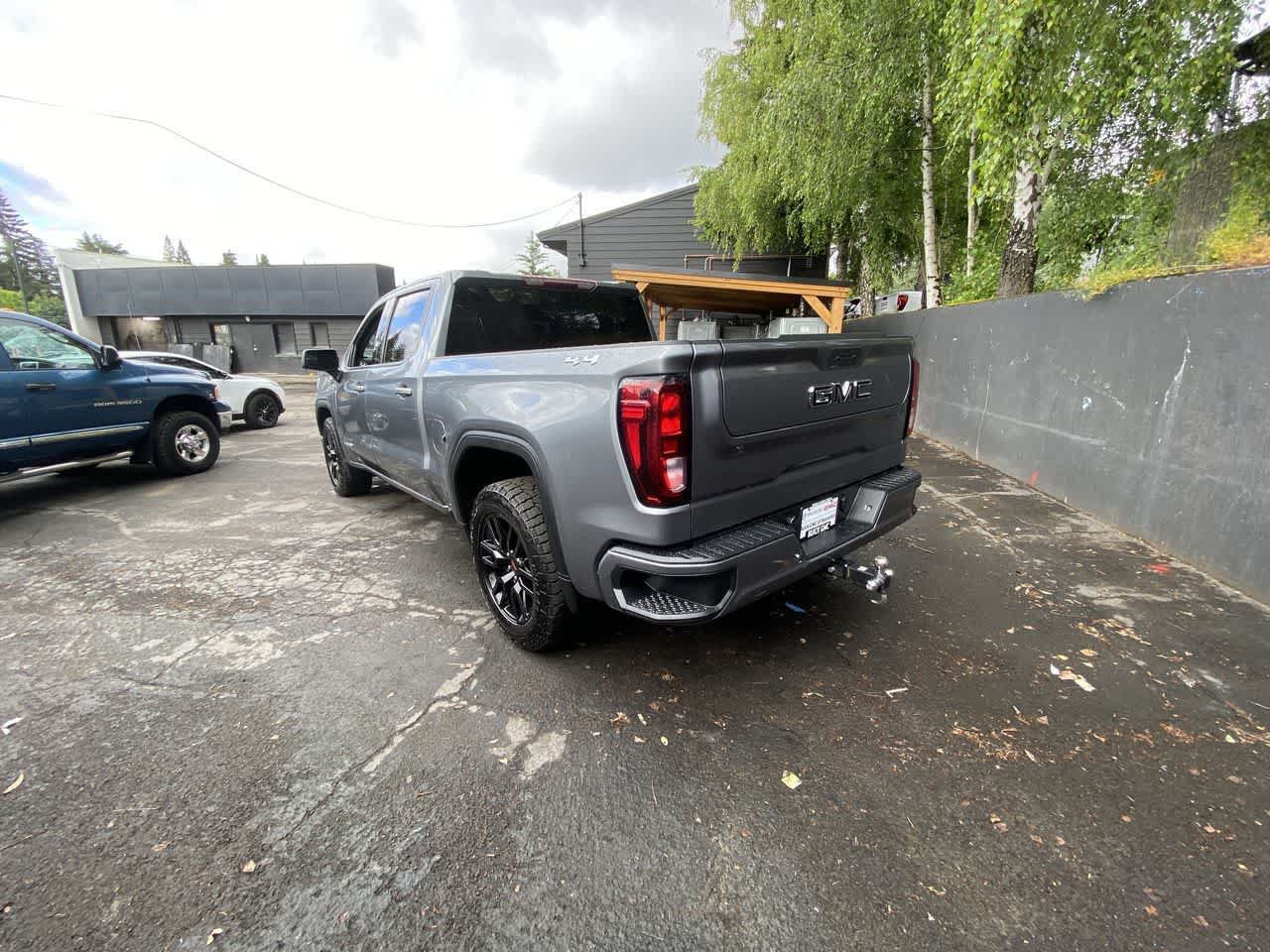 Used 2021 GMC Sierra 1500 Elevation AWD/4WD image 4