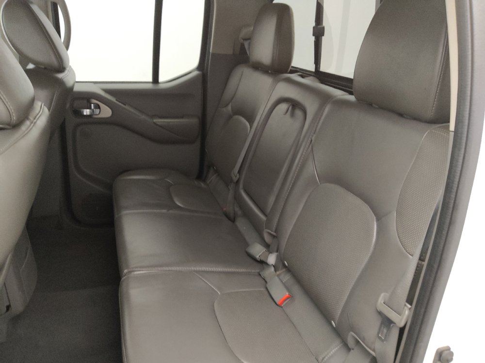 Used 2019 Nissan Frontier SL RWD image 18