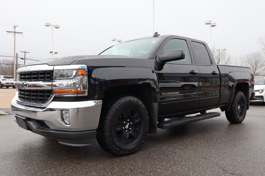 Used 2018 Chevrolet Silverado 1500 LT w/ All Star Edition image 8