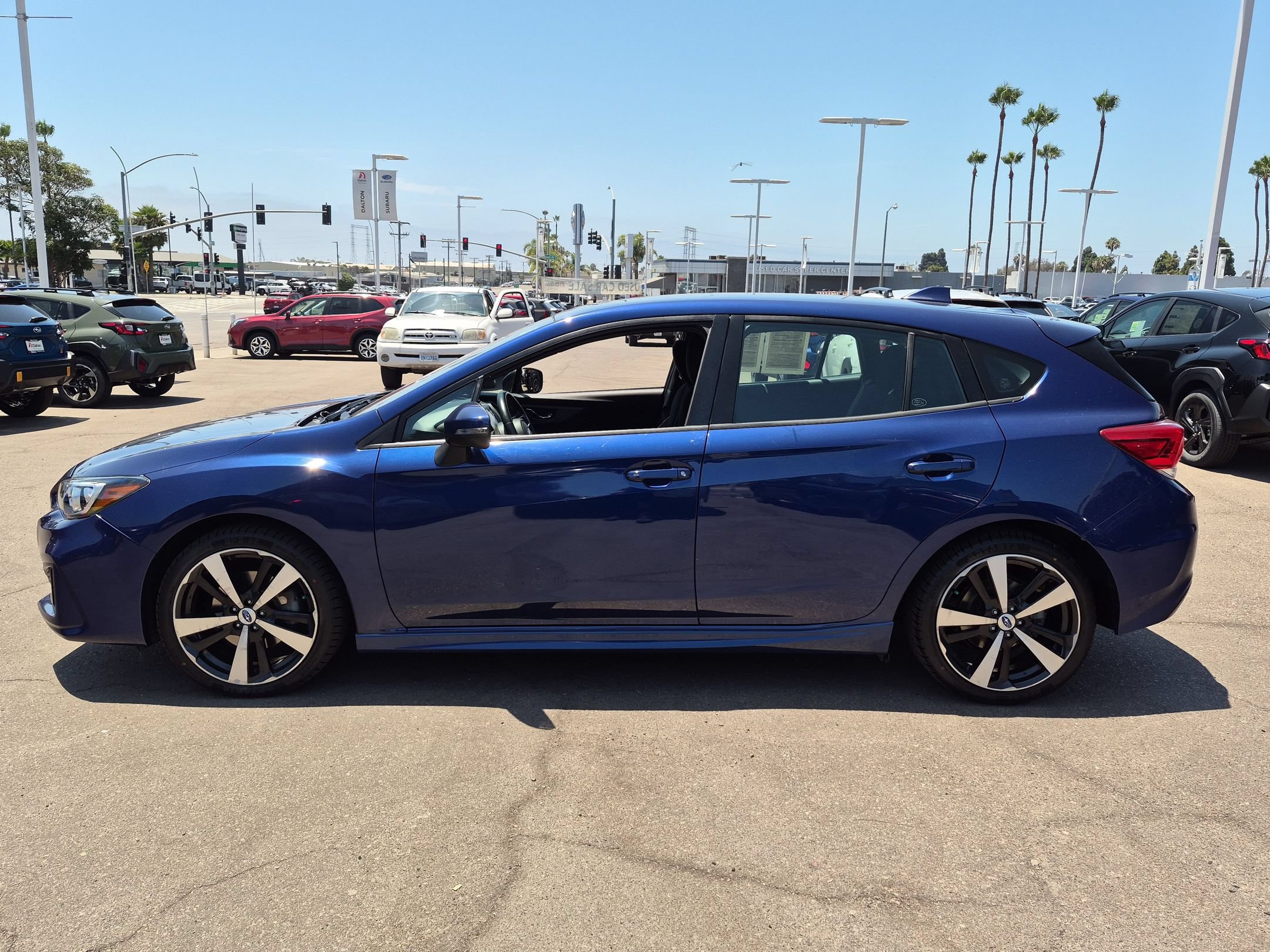 Used 2017 Subaru Impreza 2.0i Sport AWD/4WD image 4