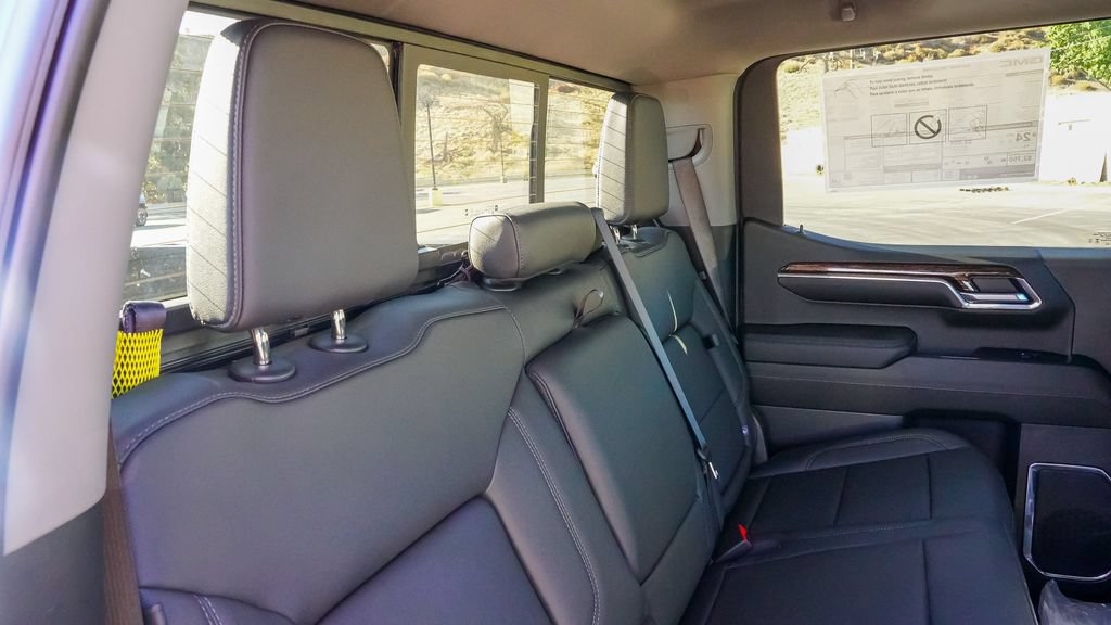 New 2026 GMC Sierra 1500 Elevation w/ Elevation Premium Package AWD/4WD image 13