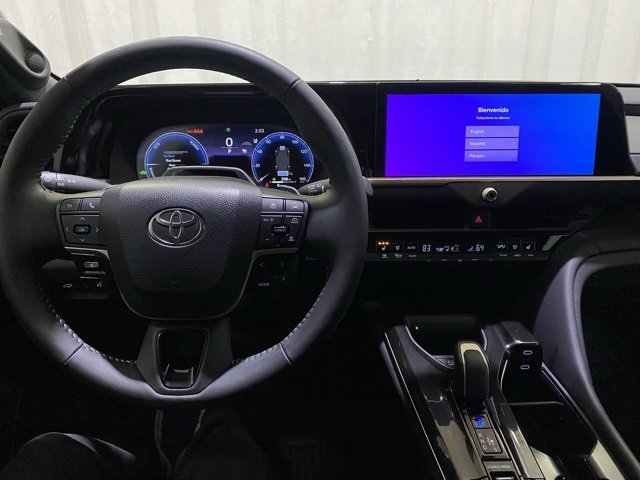 Certified 2025 Toyota Crown Signia w/ Advanced Technology Package image 20