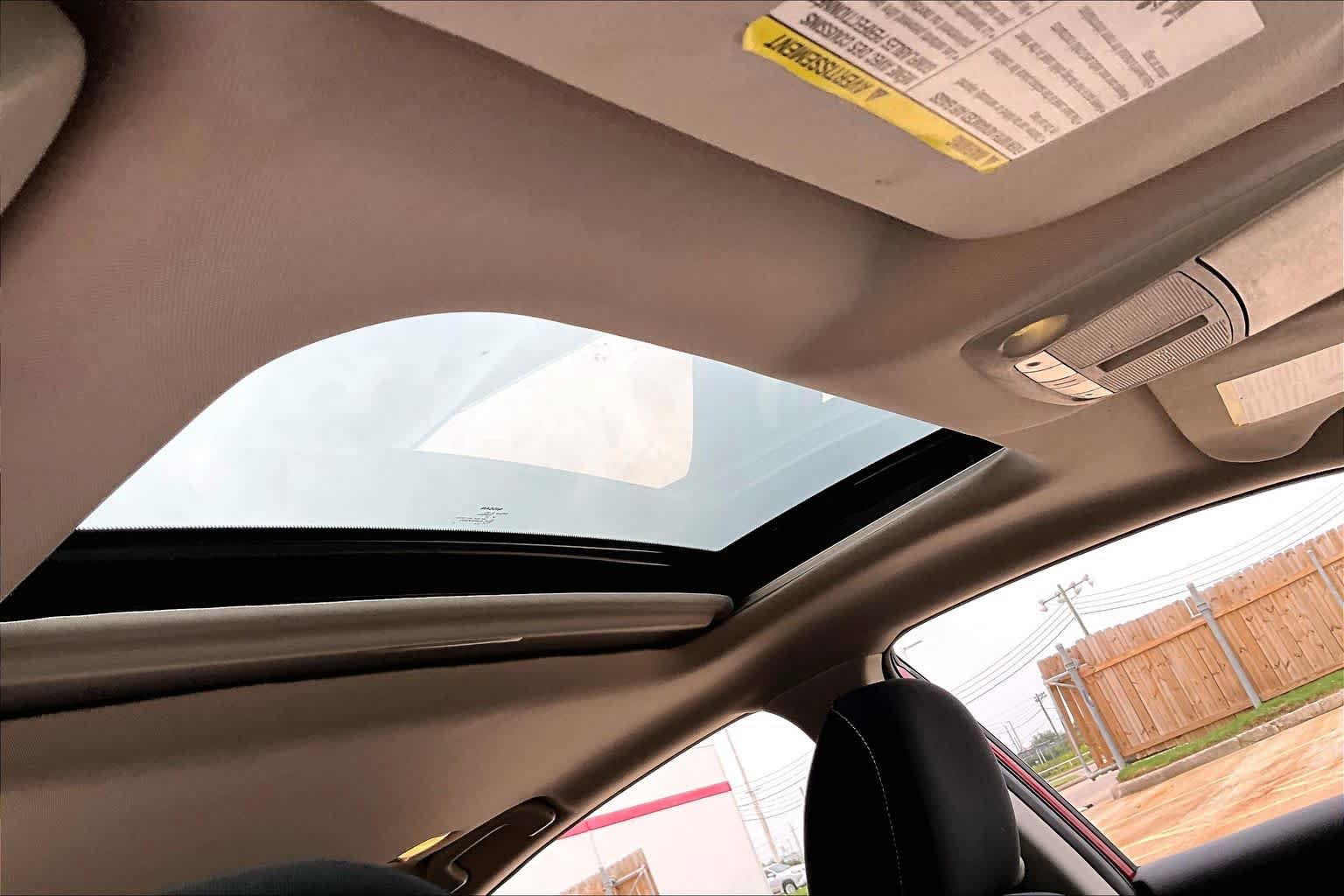 Used 2018 Nissan Altima 2.5 SV w/ 2.5 SV Technology Package FWD image 12