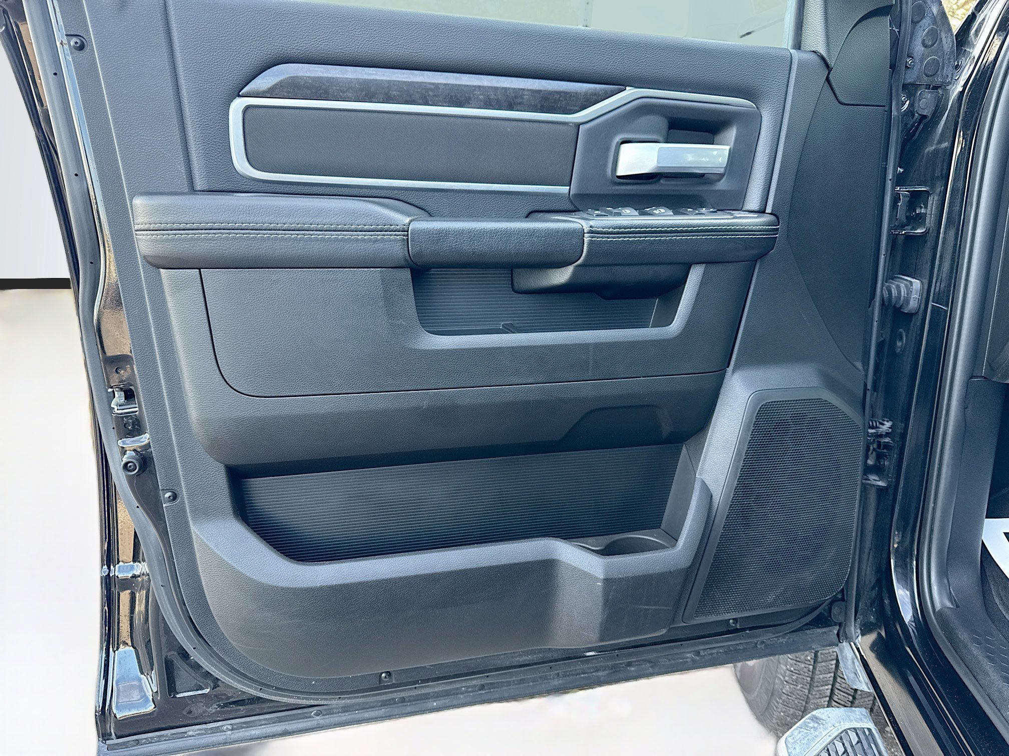 Used 2024 RAM 2500 Big Horn image 20