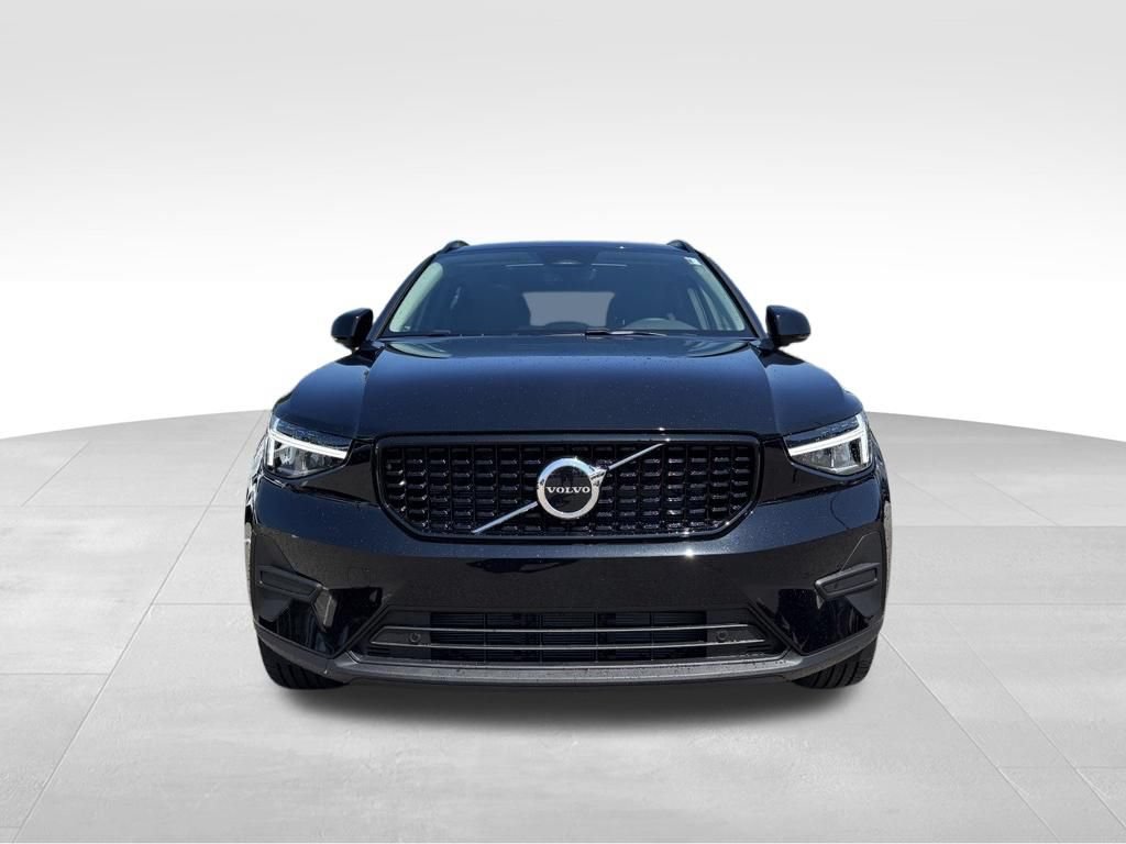 New 2026 Volvo XC40 B5 Core w/ Protection Package Premier AWD/4WD image 8