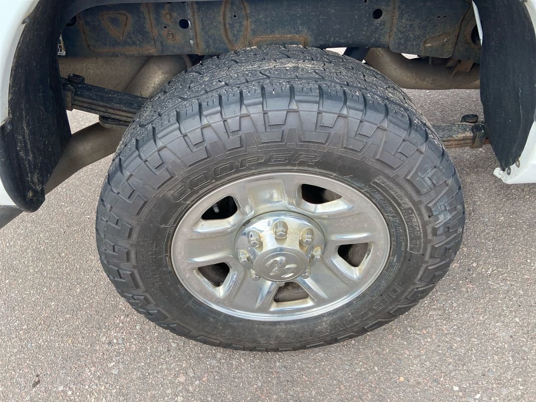 Used 2015 RAM 3500 SLT w/ Cold Weather Group image 12