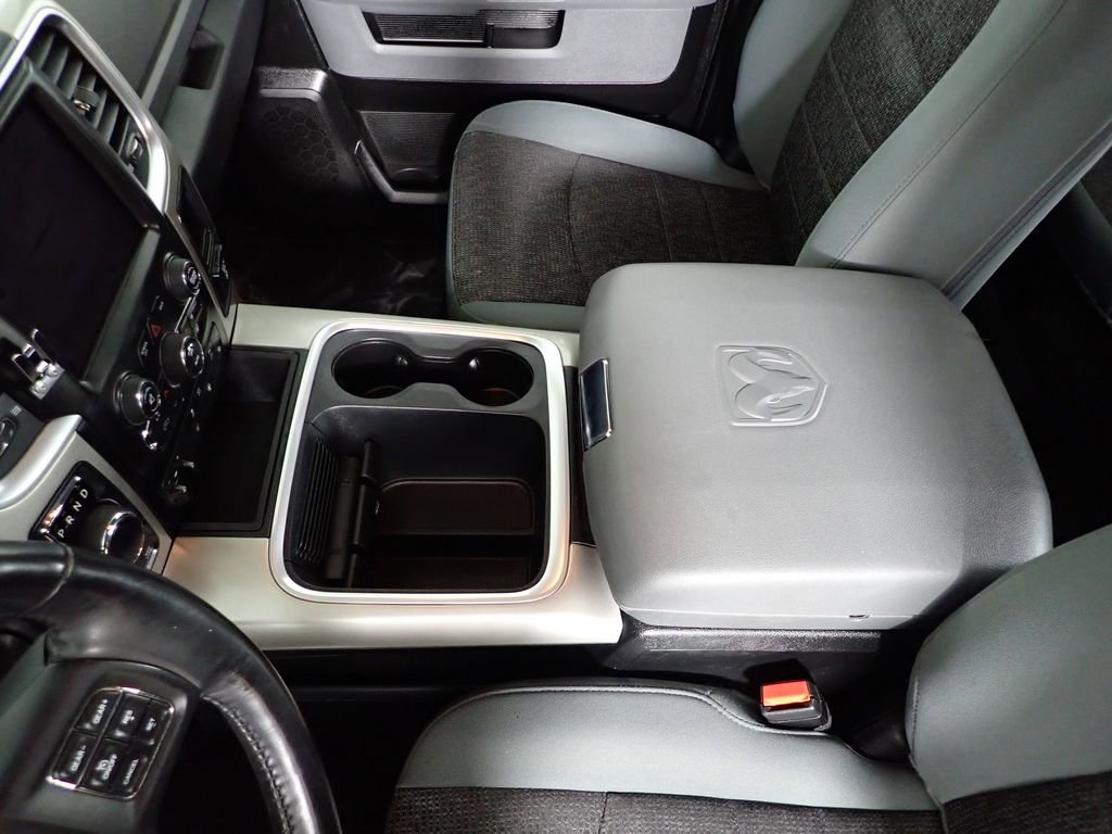 Used 2019 RAM 1500 Classic Warlock image 32