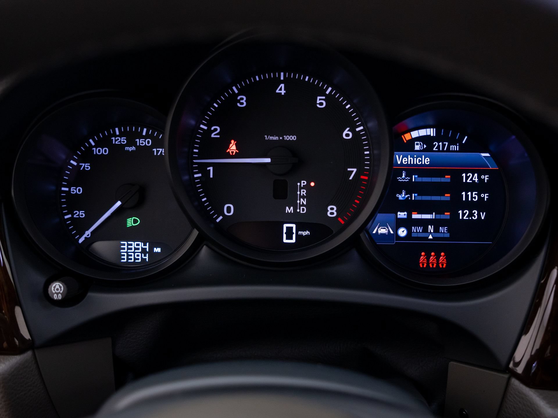 Certified 2026 Porsche Macan AWD/4WD image 19