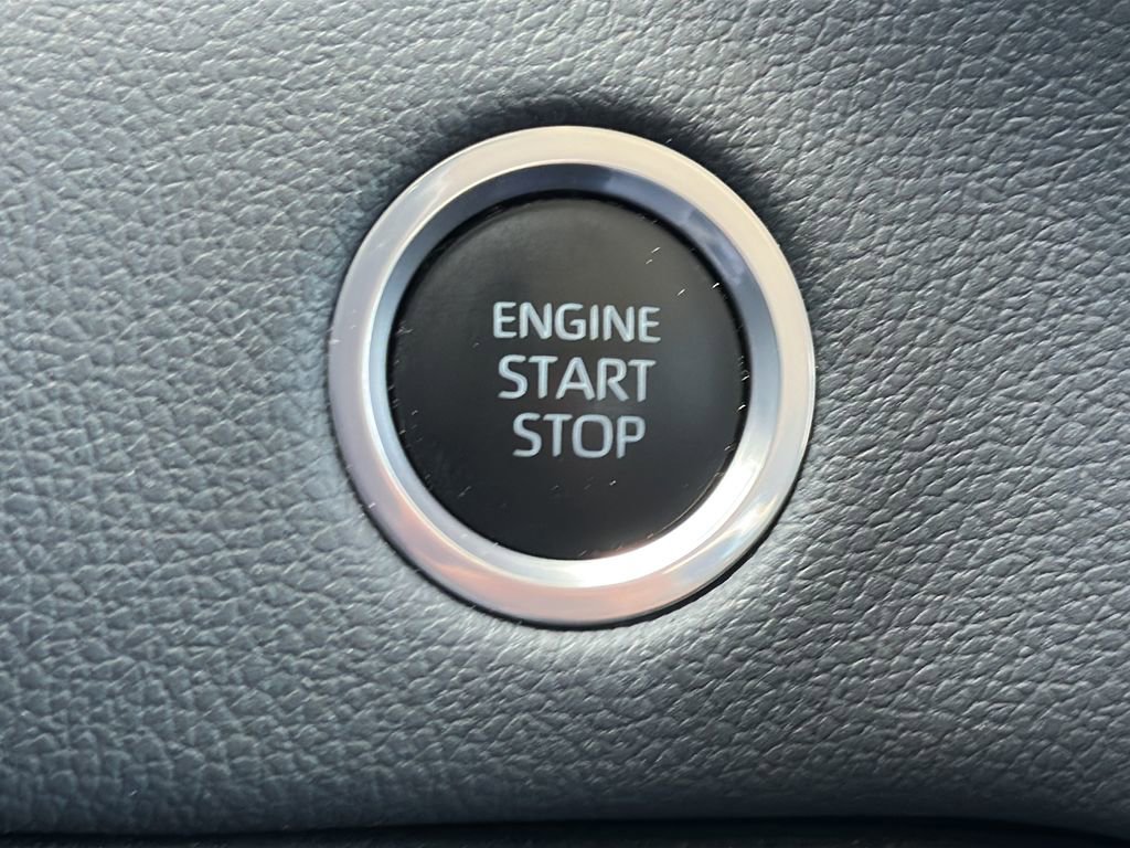 Used 2023 Toyota Tundra Limited AWD/4WD image 22