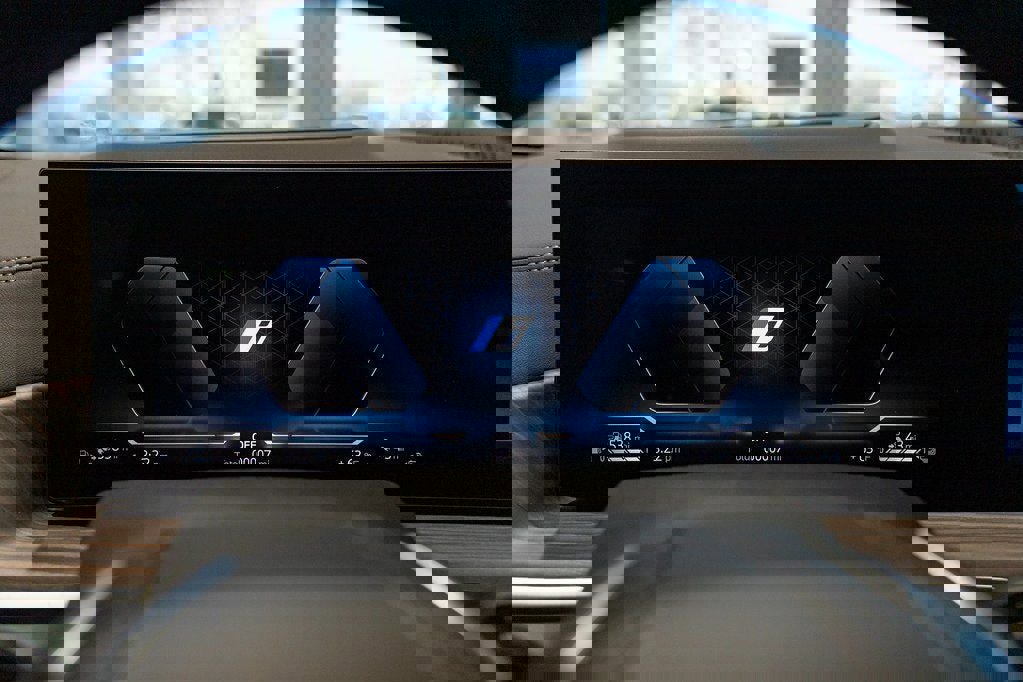 New 2026 BMW X5 xDrive50e image 28