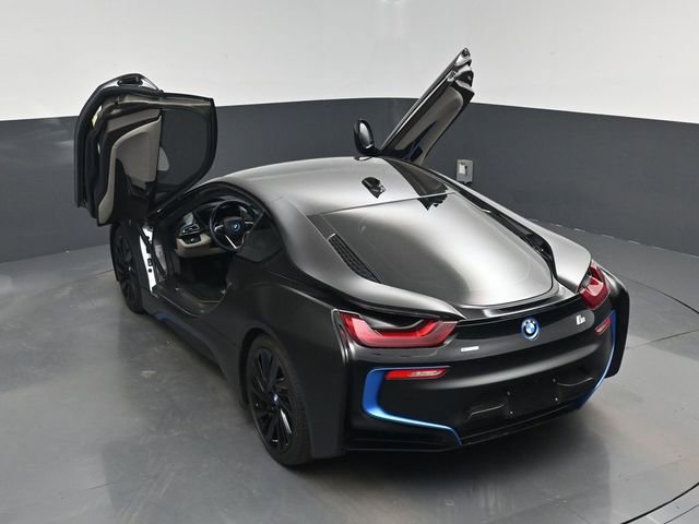 Used 2016 BMW i8 image 30