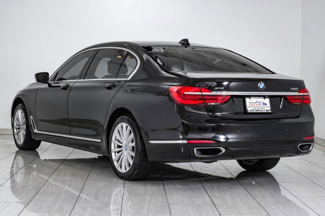 Used 2017 BMW 740i xDrive AWD SUNROOF LEATHER HEATED SEA image 8