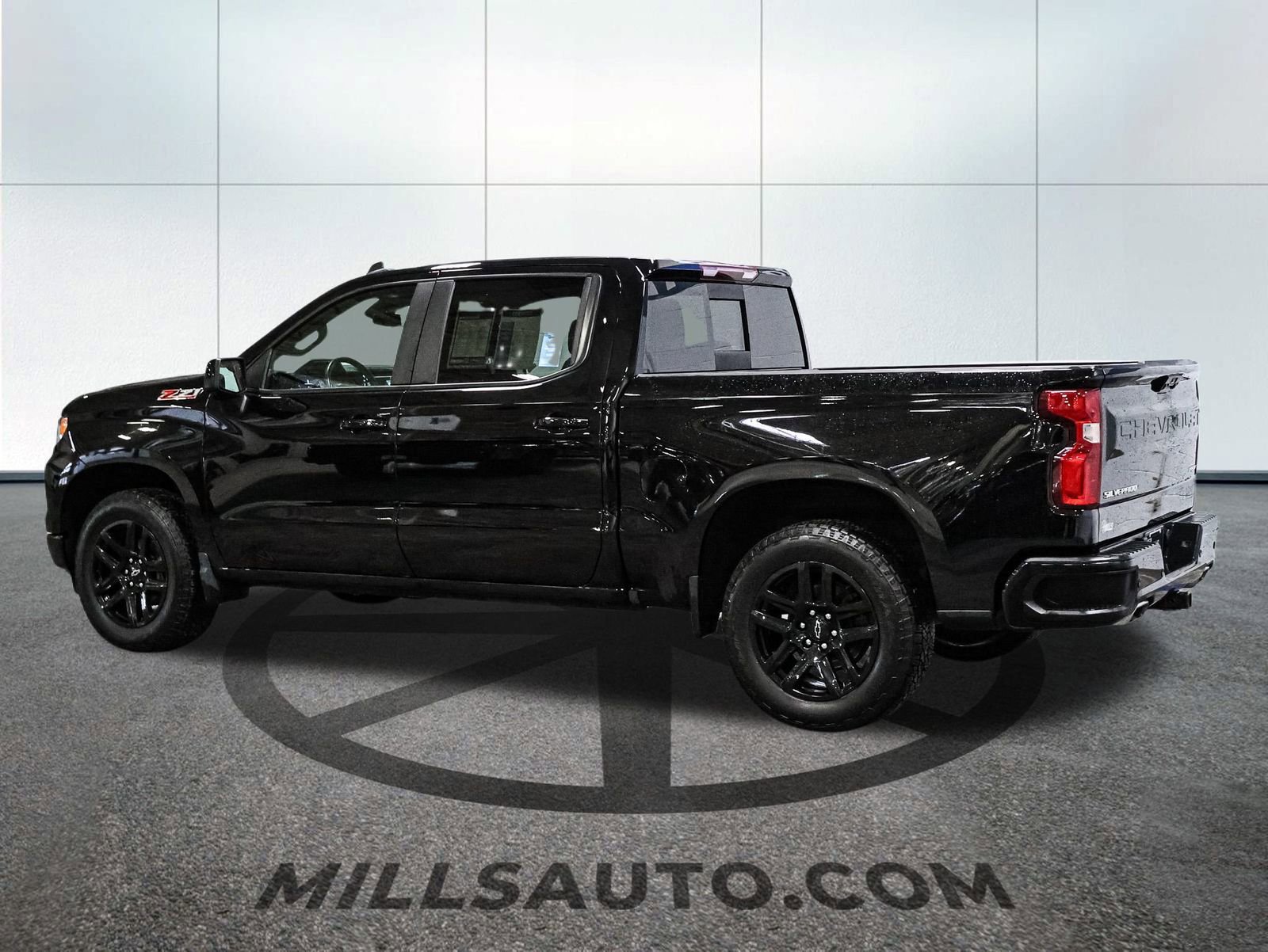 Certified 2024 Chevrolet Silverado 1500 RST w/ Convenience Package II image 4