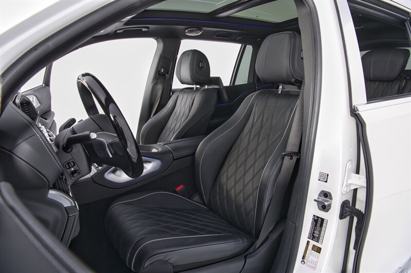 Used 2024 Mercedes-Benz Maybach GLS 600 4MATIC image 16