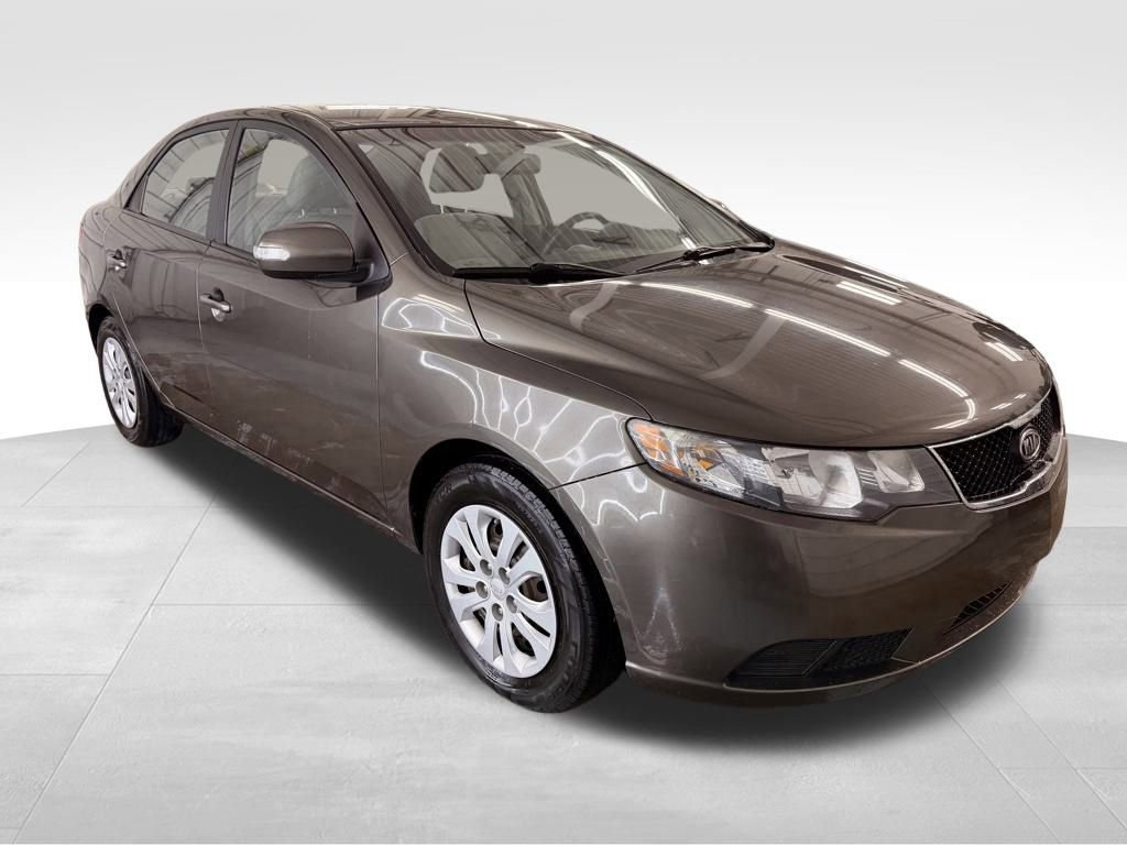 Used 2010 Kia Forte EX image 9