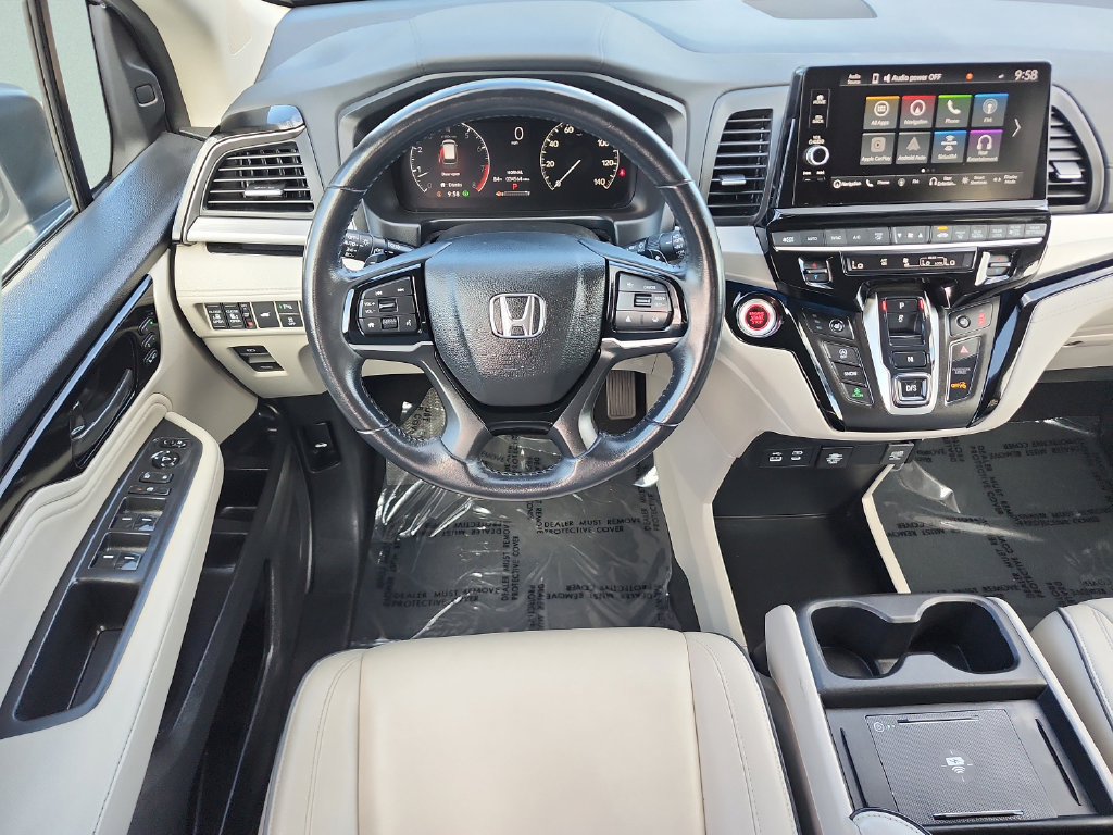 Used 2025 Honda Odyssey Touring image 18