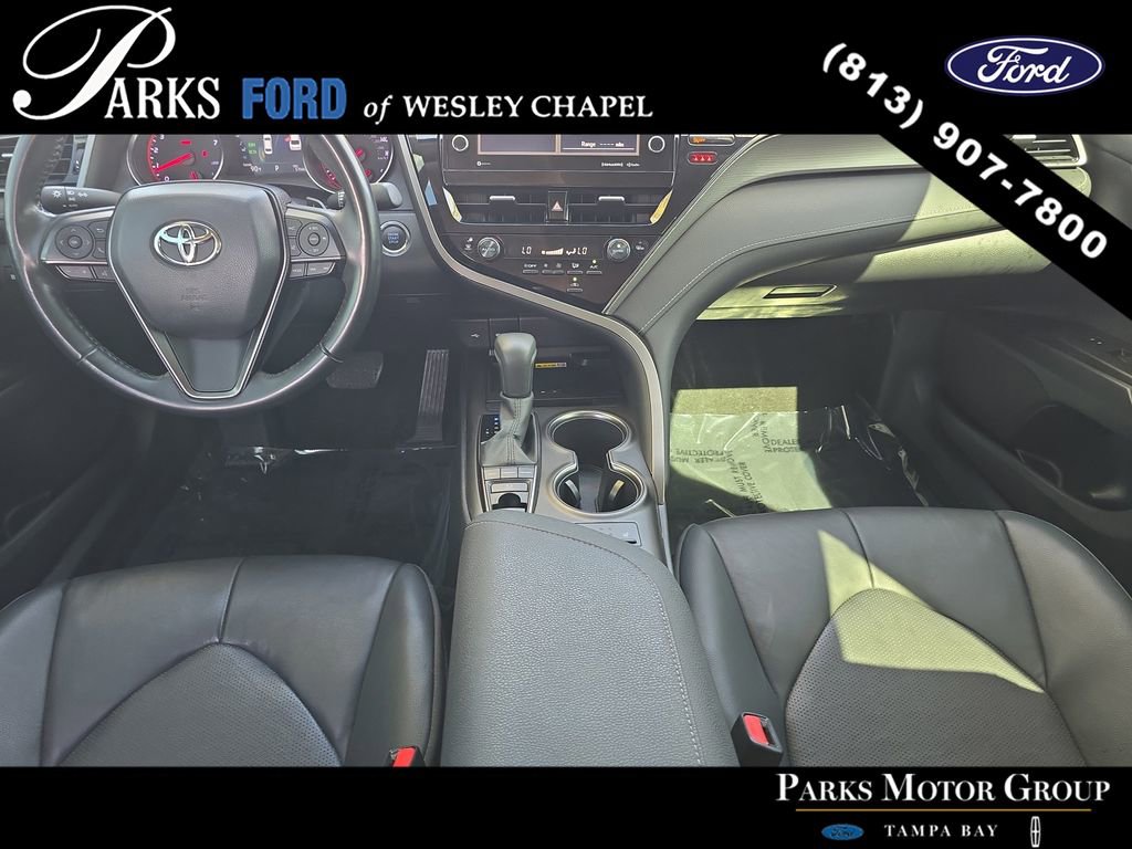 Used 2022 Toyota Camry XSE FWD image 10