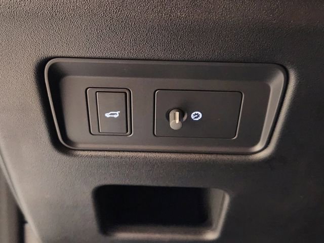 New 2025 Land Rover Discovery Dynamic SE image 21