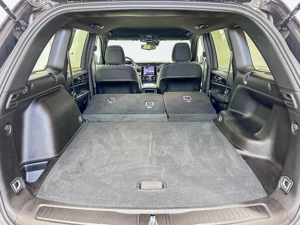 Certified 2024 Jeep Grand Cherokee Laredo w/ Trailer Tow Package image 21