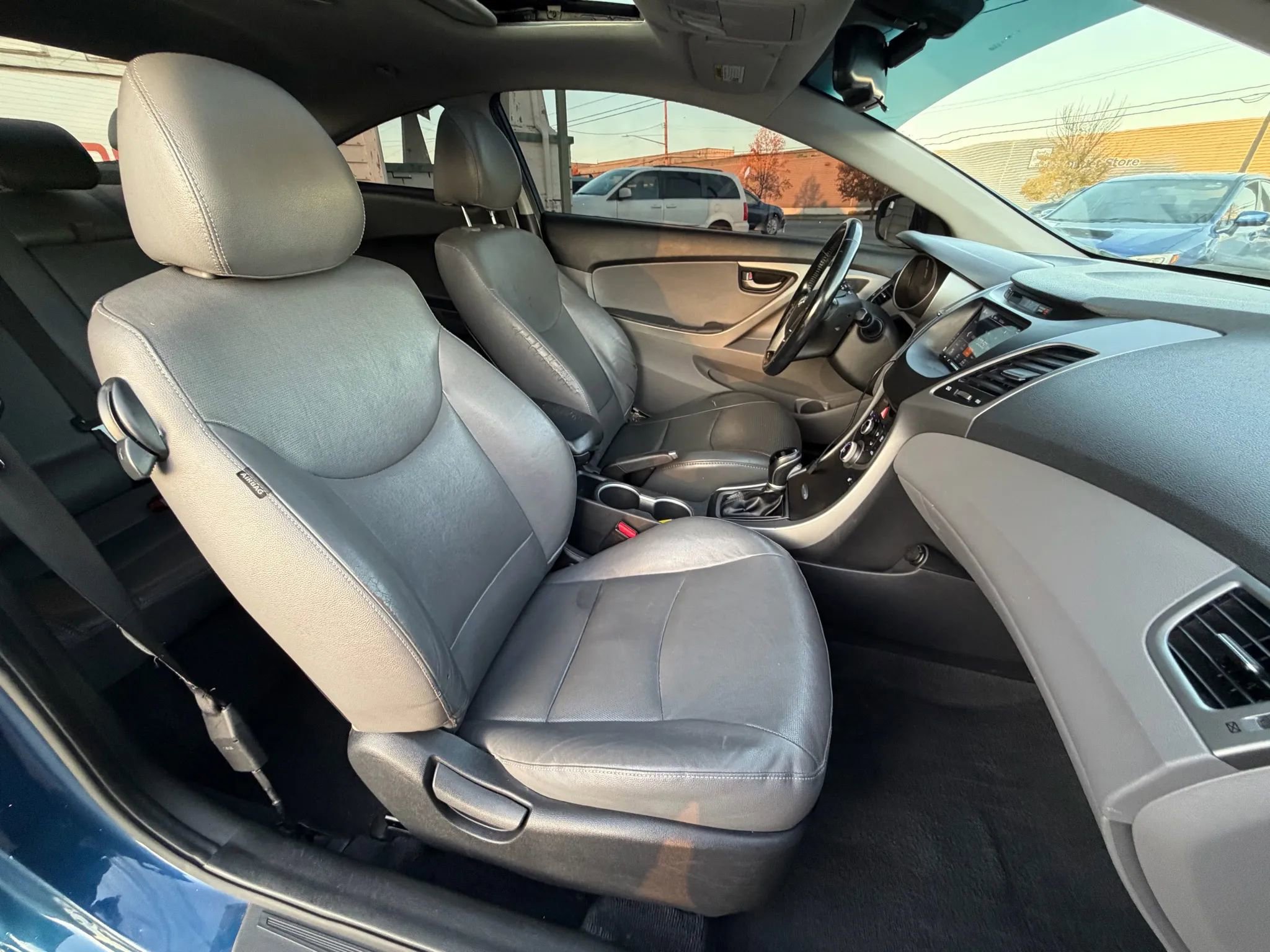 Used 2014 Hyundai Elantra w/ Option Group 2 image 26