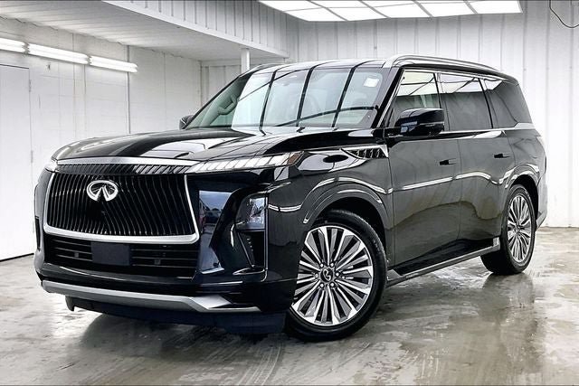 Certified 2025 INFINITI QX80 Sensory AWD/4WD image 2