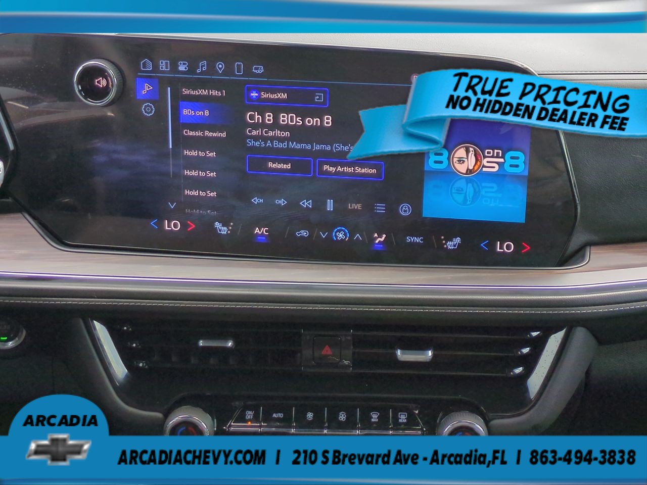 Used 2025 Chevrolet Suburban LT w/ Comfort Package RWD image 19