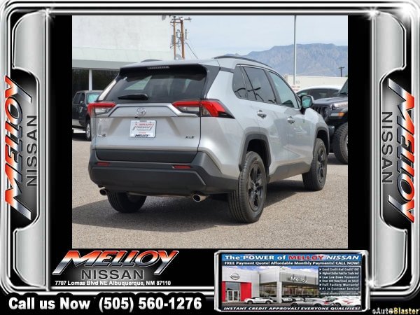 Used 2022 Toyota RAV4 XLE FWD image 4